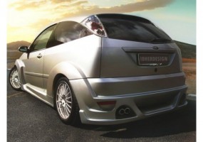 Pareja pasos de rueda...