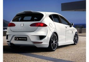 Pareja pasos de rueda...