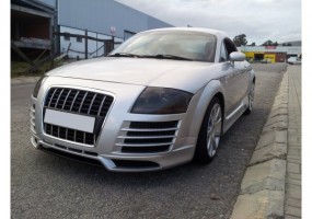 Paragolpes trasero look R8...