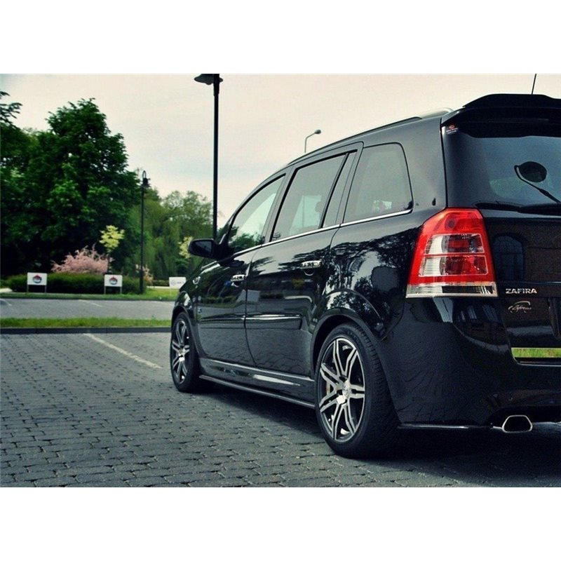 Añadidos taloneras Opel Zafira B Opc Maxtondesign
