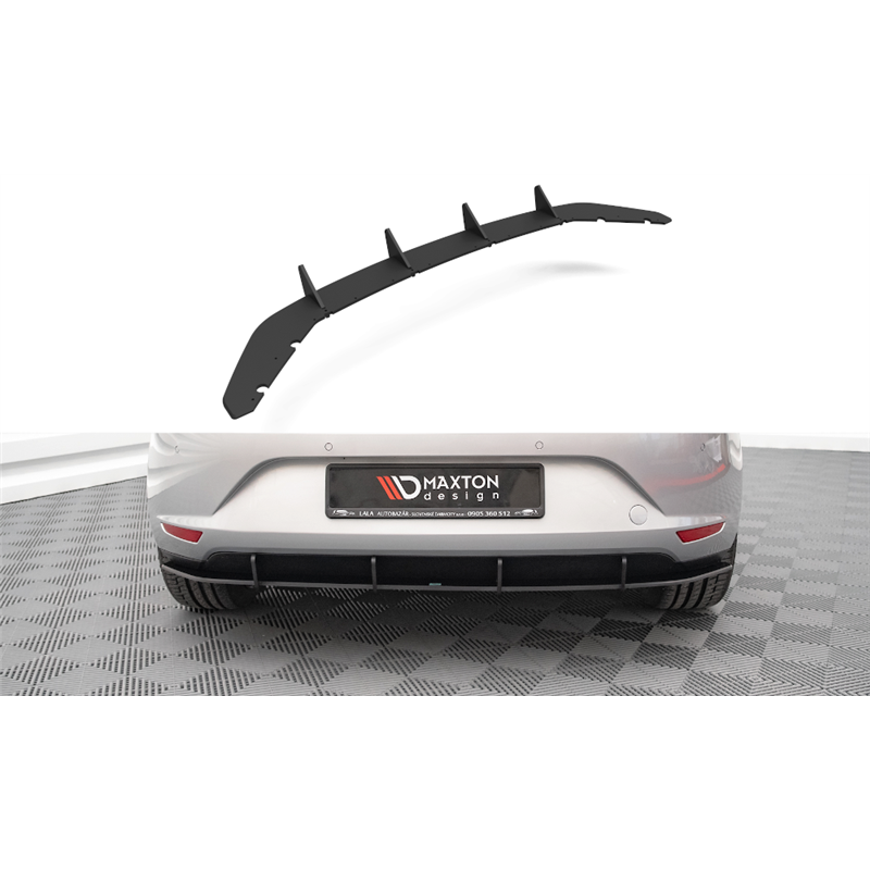 Añadido difusor Seat Leon Hatchback Mk3 Maxtondesign