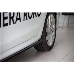 Añadidos Taloneras Laterales Skoda Octavia Mk4 2019 - Maxtondesign