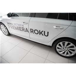 Añadidos Taloneras Laterales Skoda Octavia Mk4 2019 - Maxtondesign