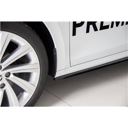 Añadidos Taloneras Laterales Skoda Octavia Mk4 2019 - Maxtondesign