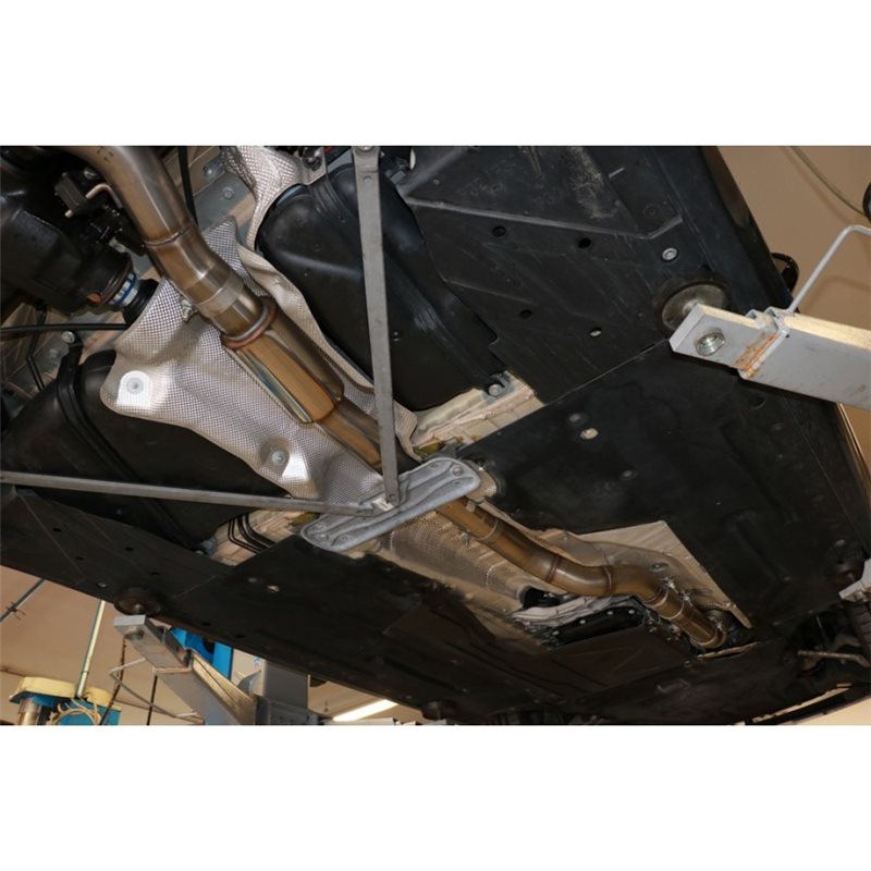 Escape Fox Bmw 4er 440i